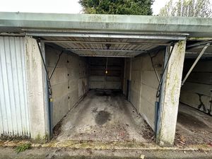 Photo 3- click for photo gallery